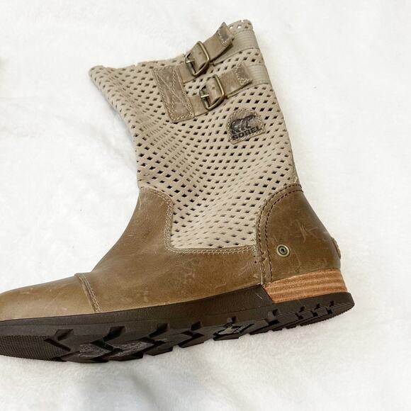 SOREL Major Pull-on Perforated Distressed leather boots Women's Size 7.5 taupe - Picture 4 of 10